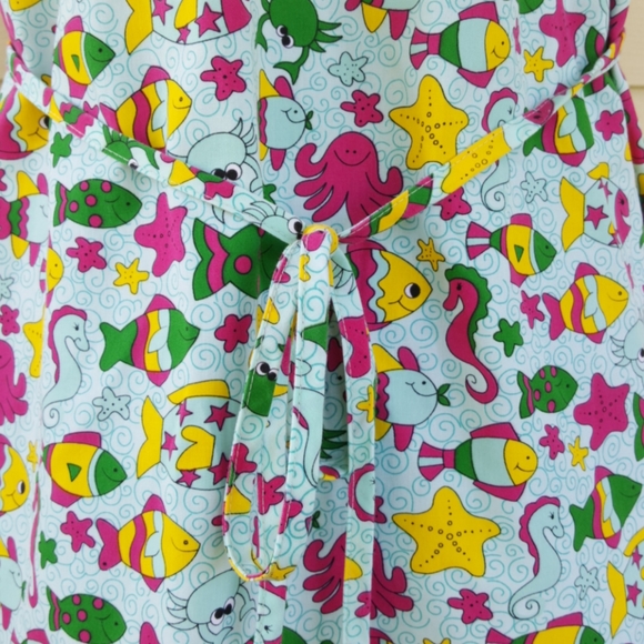 NWOT Expo Scrubs Top Child Care Ocean Theme (M) - Picture 8 of 10
